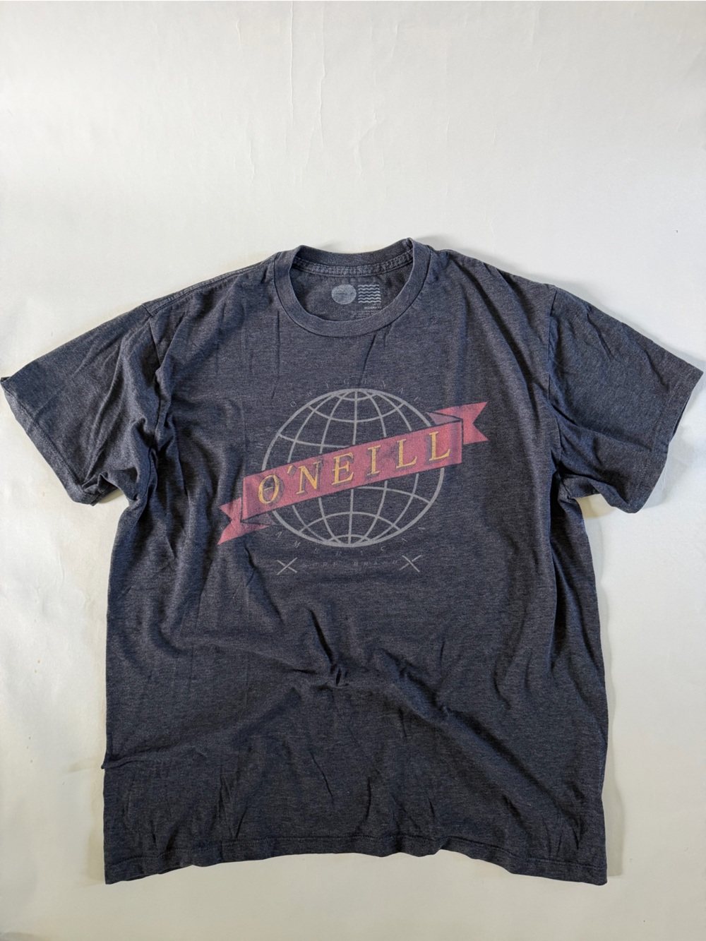 O'Neill Men's Charcoal Graphic Tee with Pink Banner
